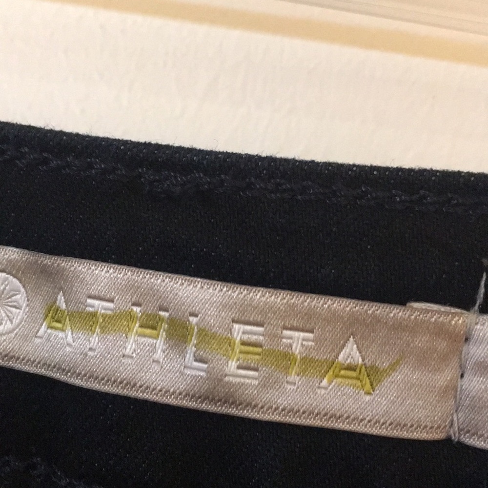 ATHLETA JEANS SIZE 0 - Picture 3 of 8